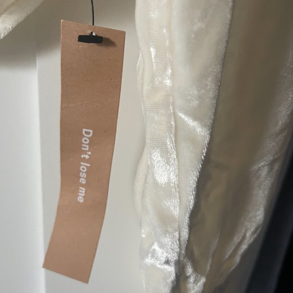 Reformation Cam Velvet Top Size S White - Picture 7 of 9